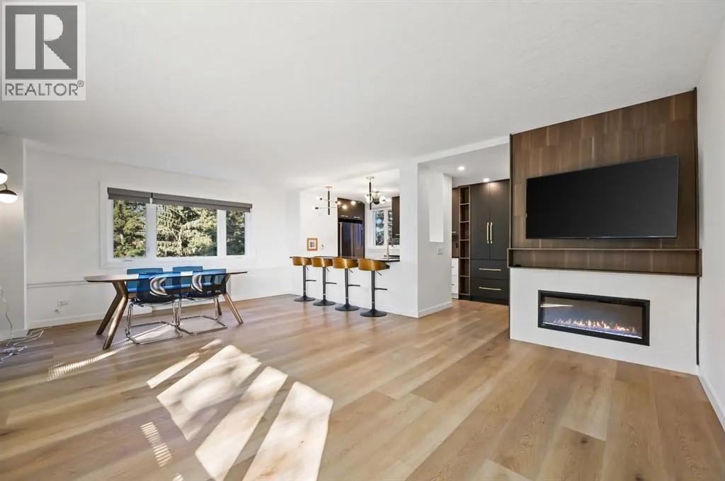 401, 3204 Rideau Place SW