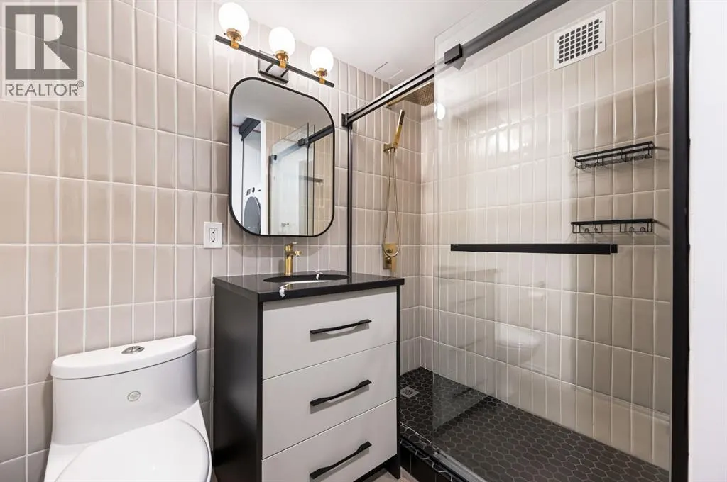 401, 3204 Rideau Place SW