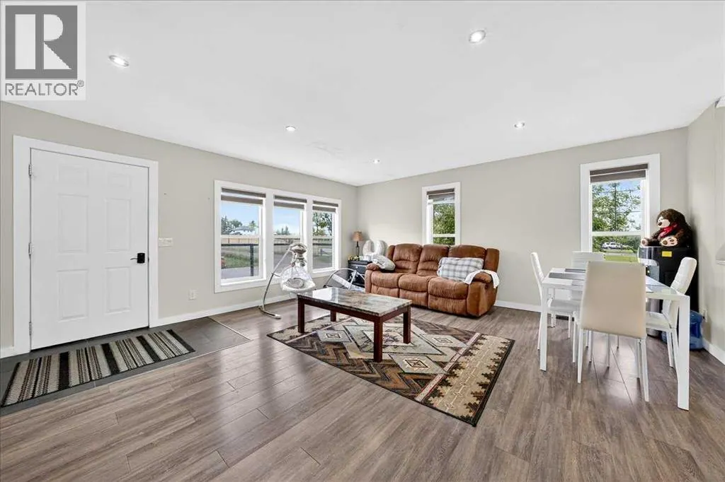 2103 Country Hills Circle NW