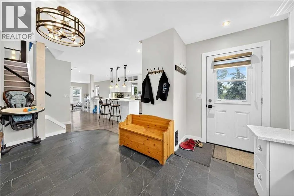 2103 Country Hills Circle NW