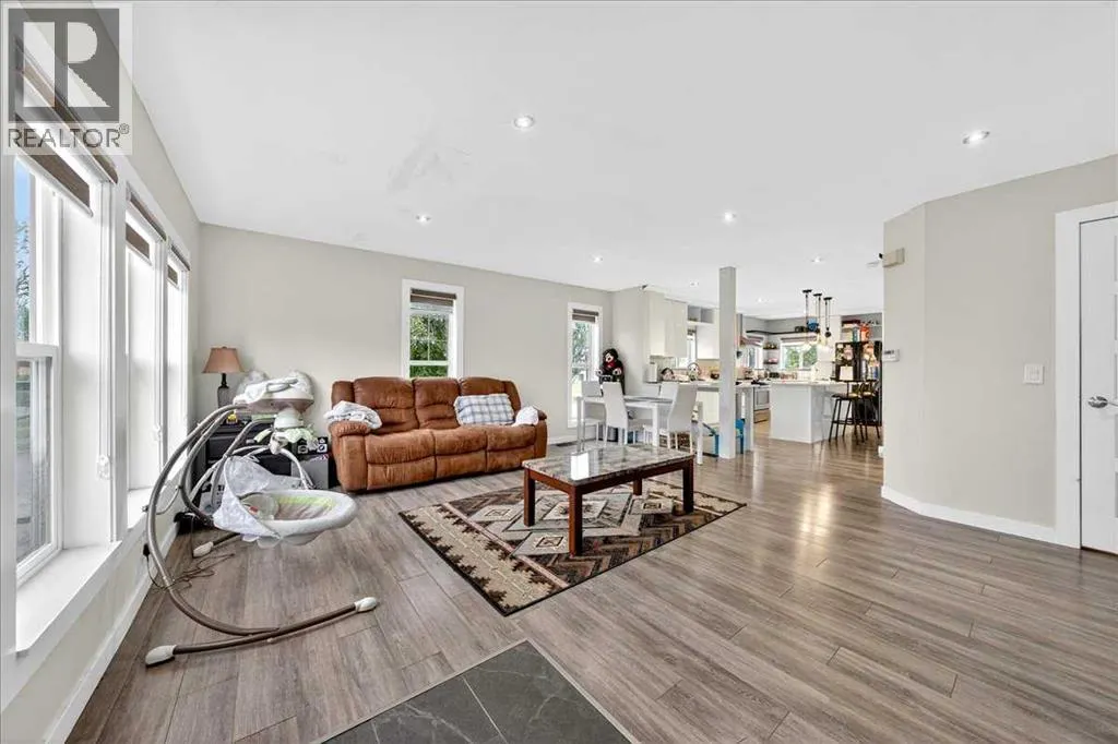 2103 Country Hills Circle NW