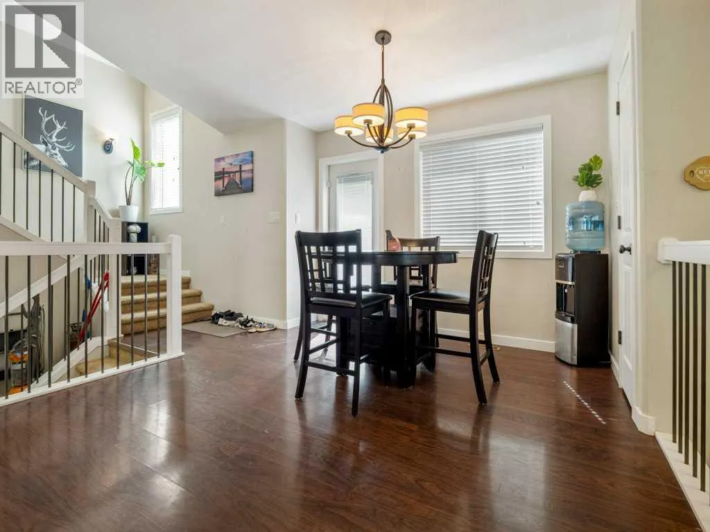 461 Lynx Terrace N