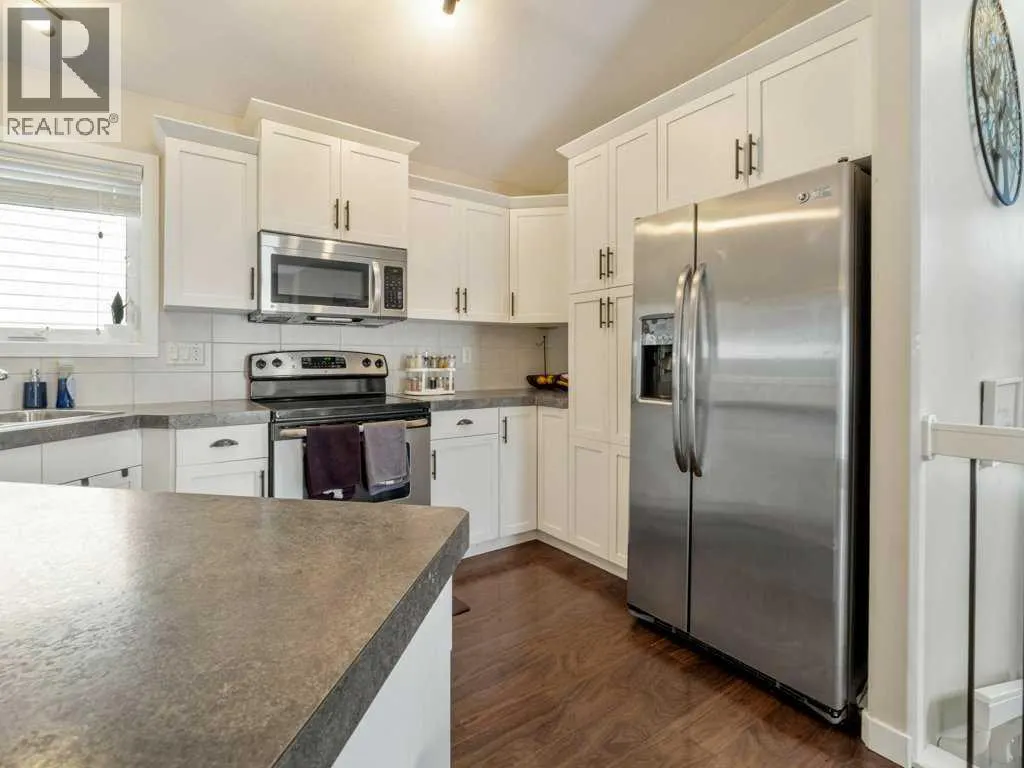 461 Lynx Terrace N