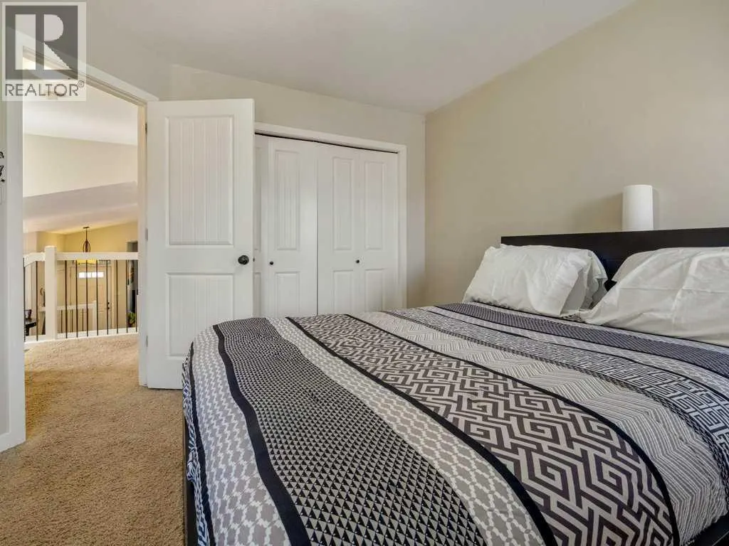 461 Lynx Terrace N