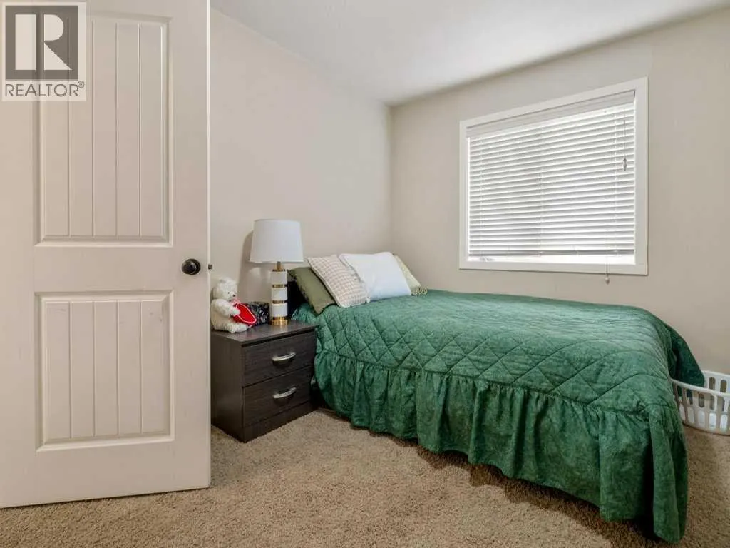 461 Lynx Terrace N