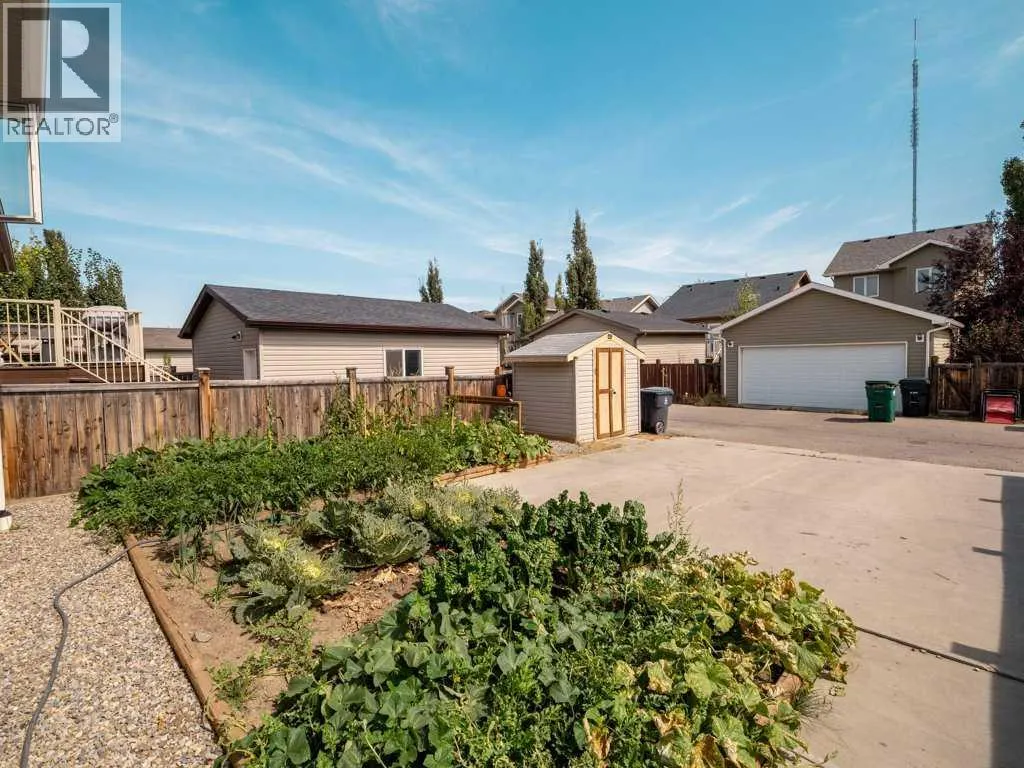 461 Lynx Terrace N
