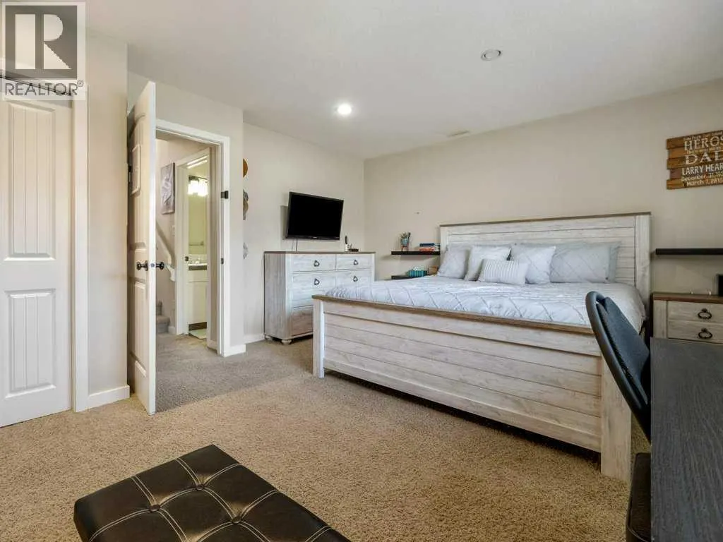 461 Lynx Terrace N