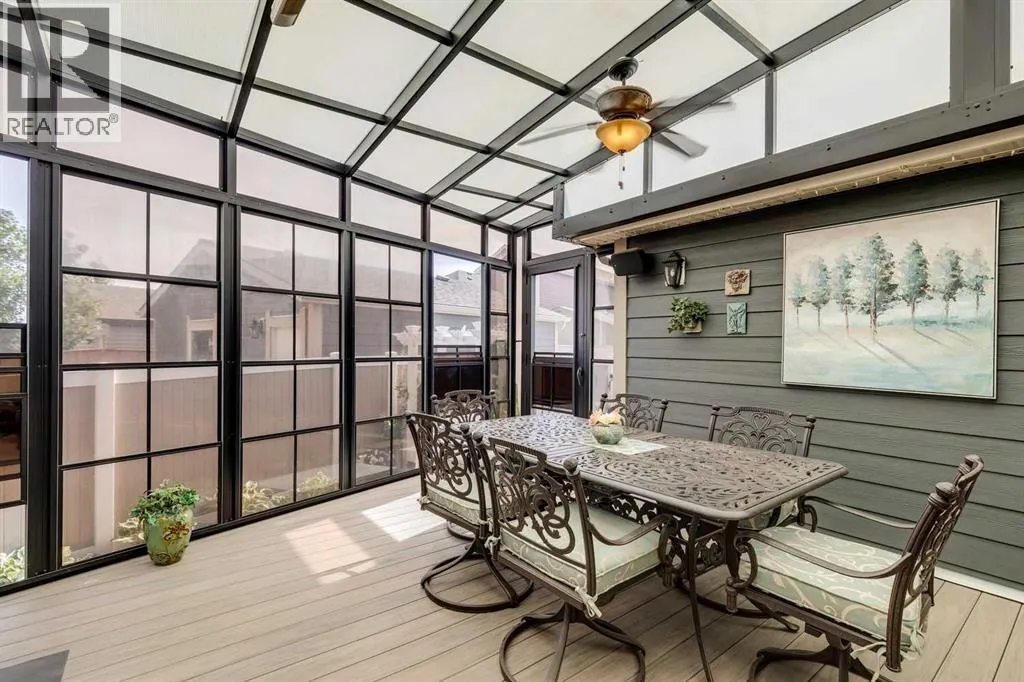 68 Mahogany Crescent SE