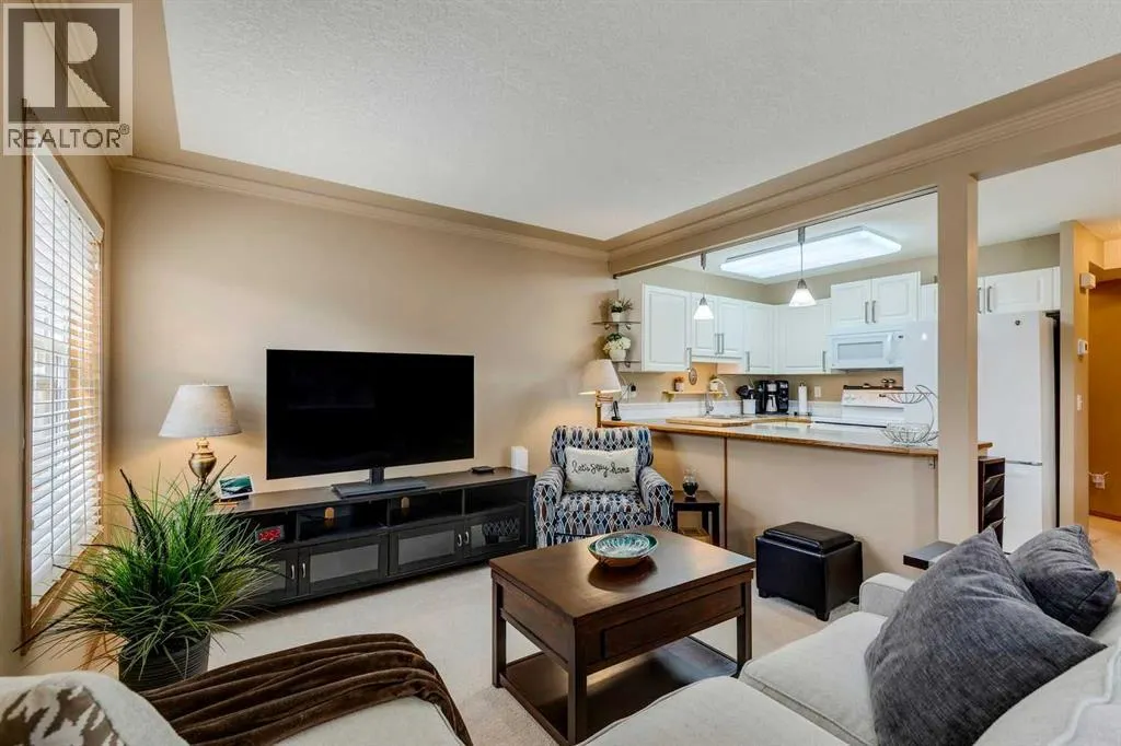 139 Country Hills Villas NW