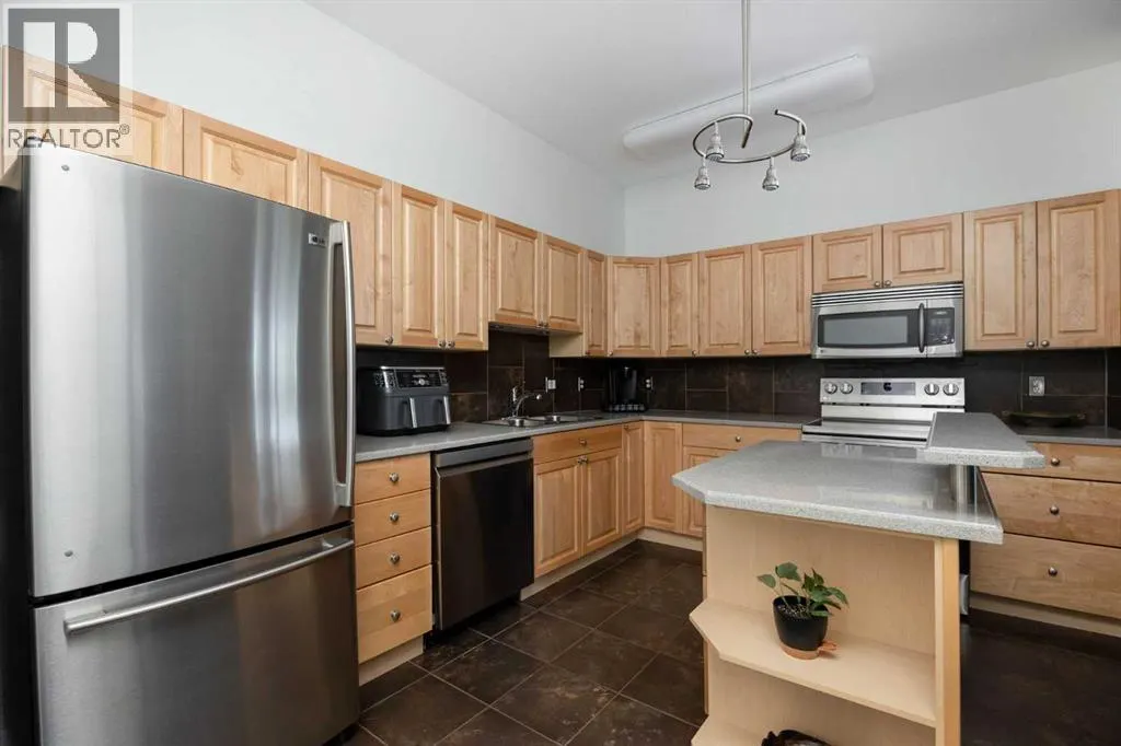 101, 1095 Timberline Drive