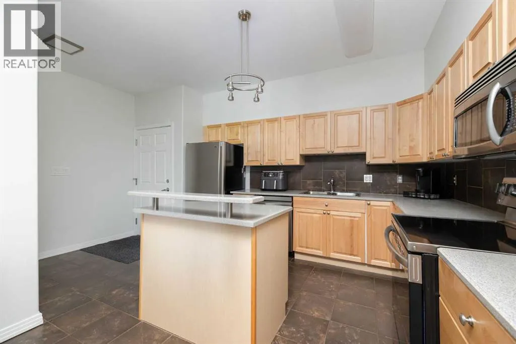 101, 1095 Timberline Drive