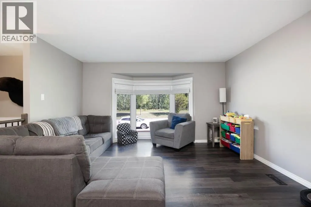 525 Beacon Hill Drive