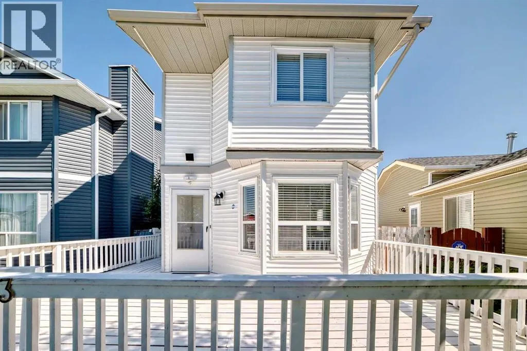 33 Martinridge Place NE