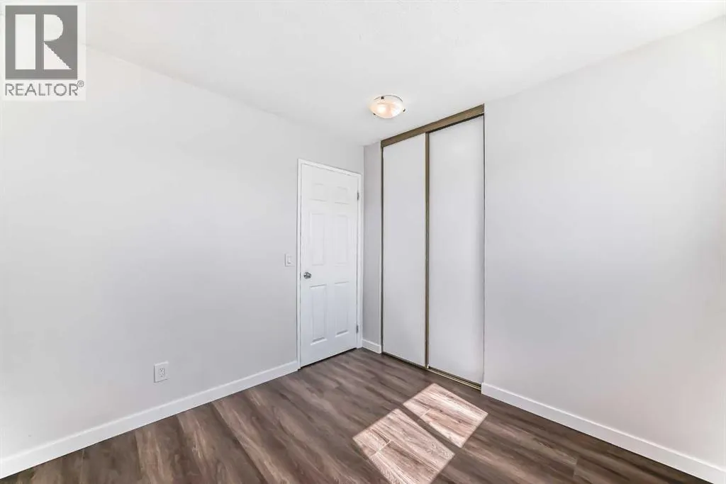 33 Martinridge Place NE