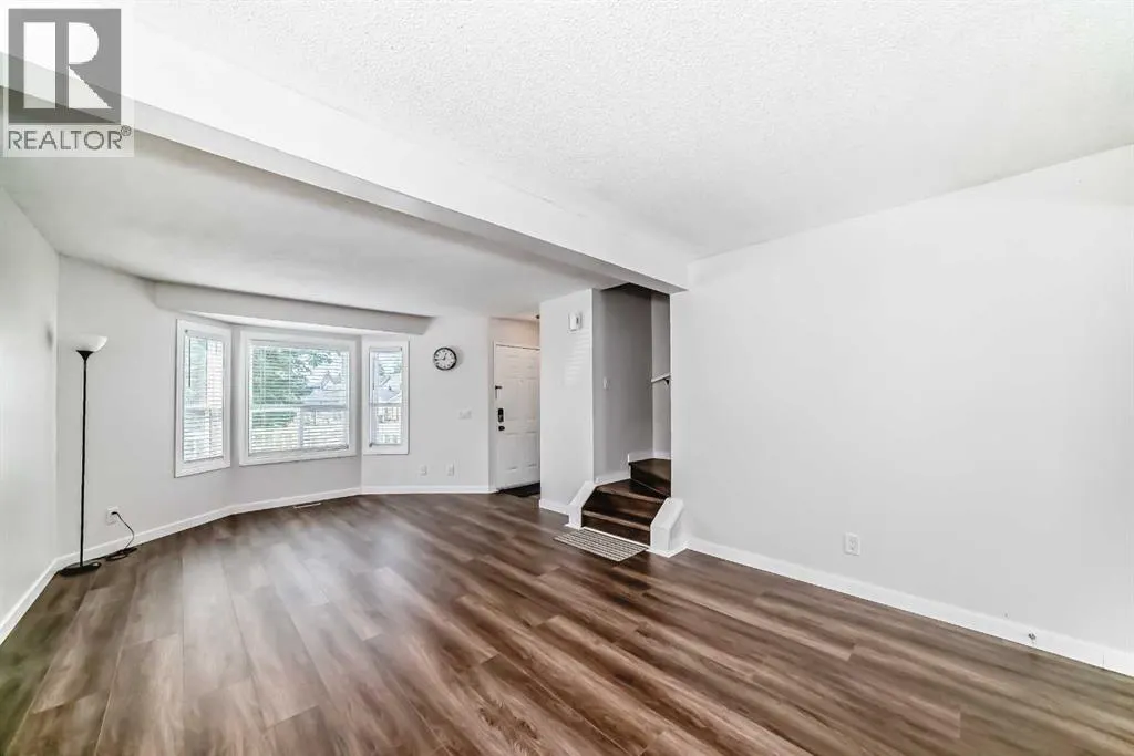33 Martinridge Place NE