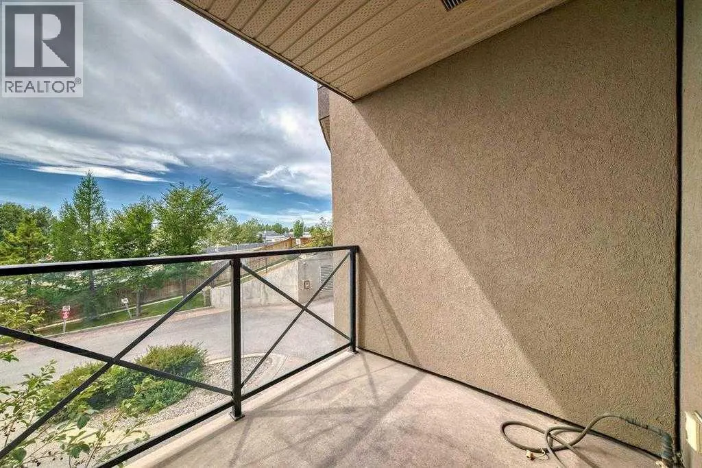 201, 88 ARBOUR LAKE Road NW