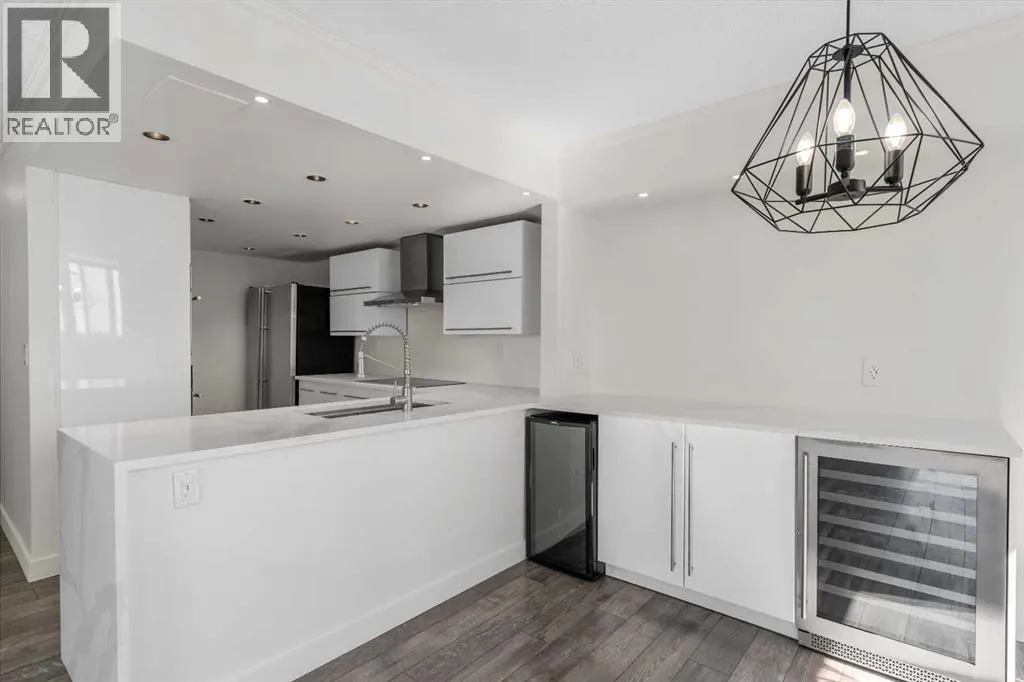 1305 (PH5), 225 25 Avenue SW