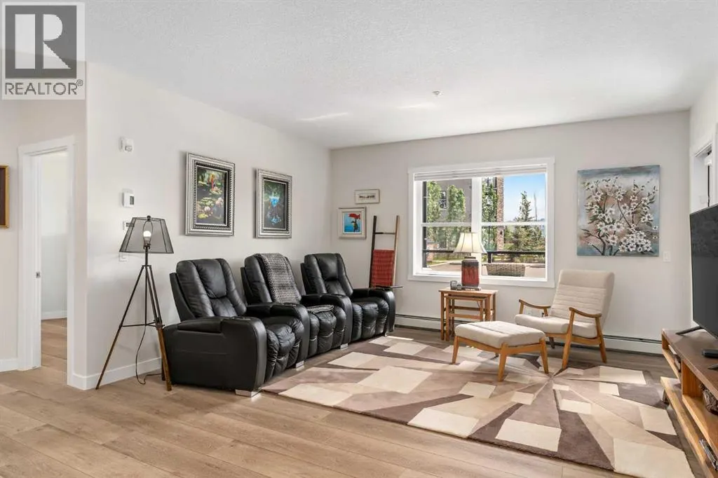 112, 125 Wolf Hollow Crescent SE