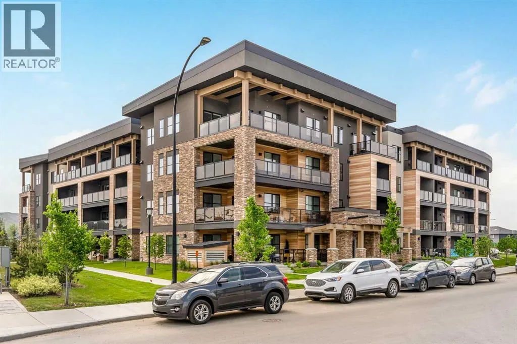 112, 125 Wolf Hollow Crescent SE