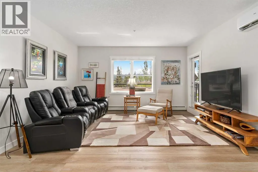 112, 125 Wolf Hollow Crescent SE