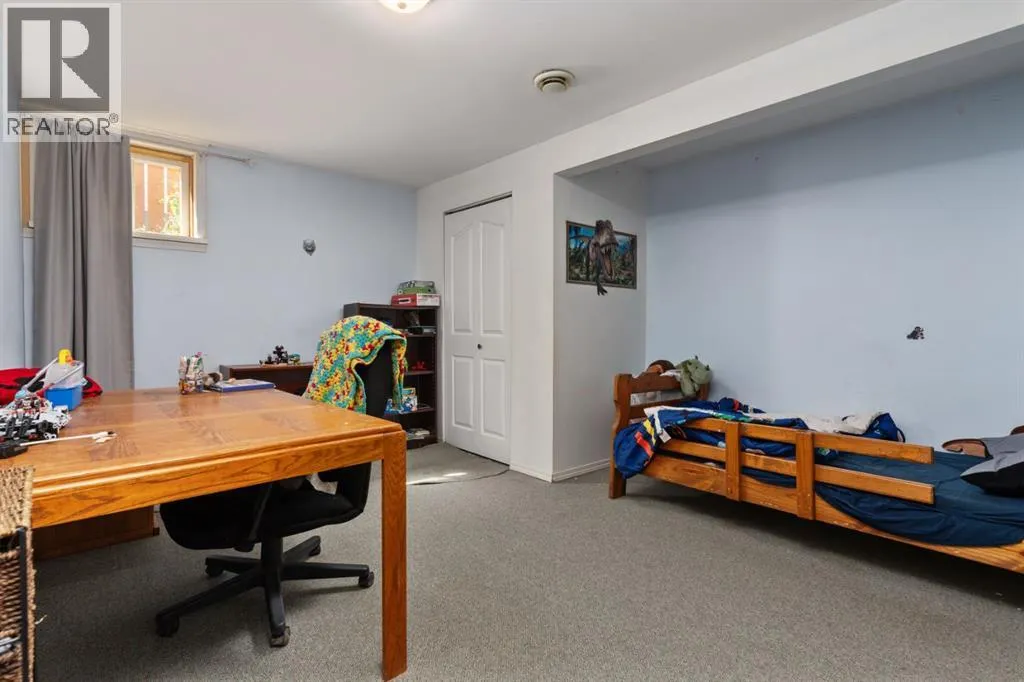 225 Dominion Street