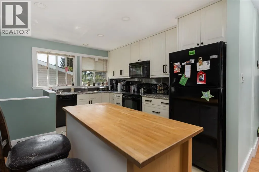 225 Dominion Street