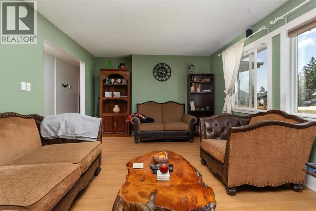 225 Dominion Street