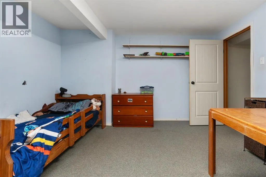 225 Dominion Street