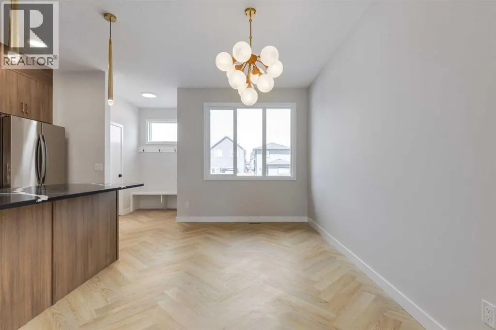 261 Cobblestone Gate