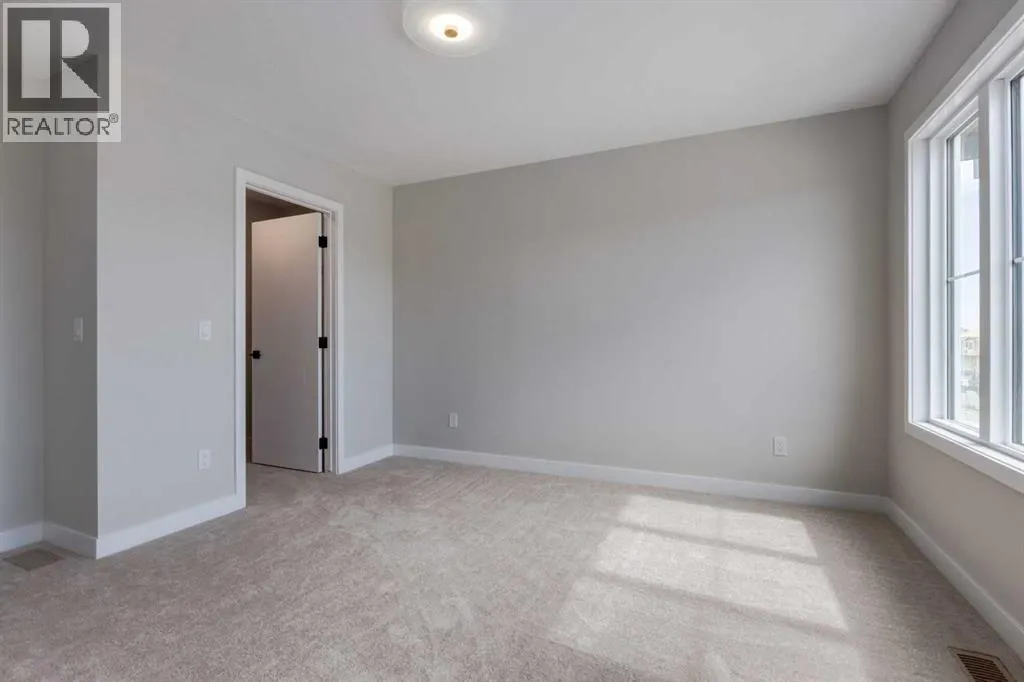 261 Cobblestone Gate