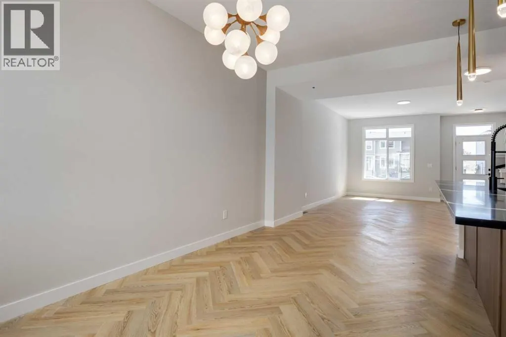 261 Cobblestone Gate