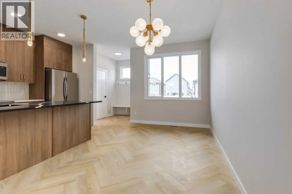 261 Cobblestone Gate