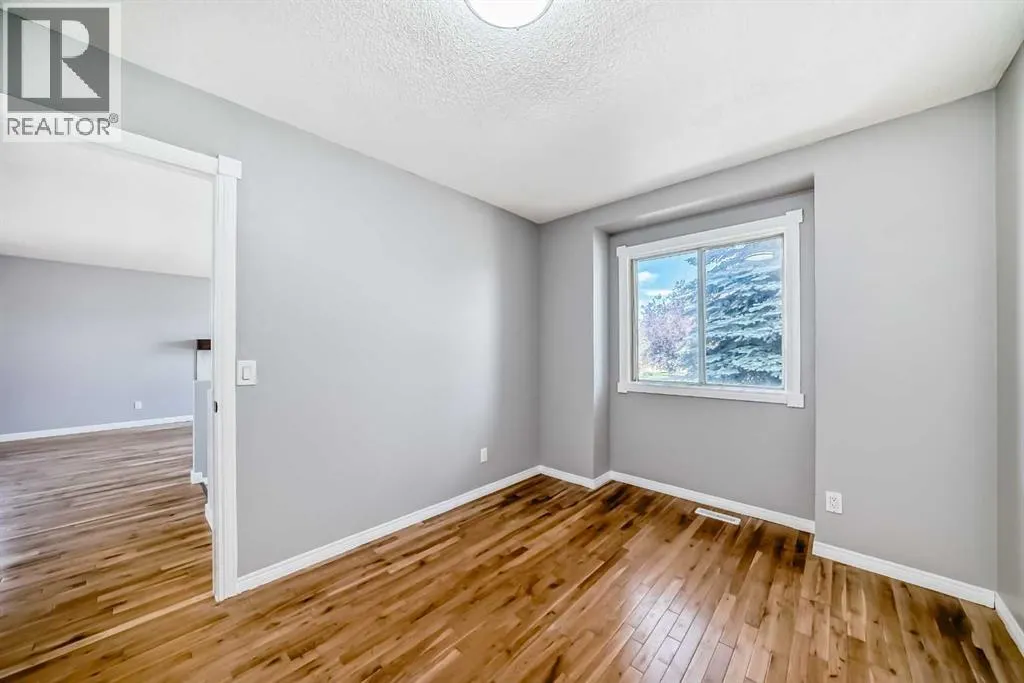 77 Shawfield Way SW