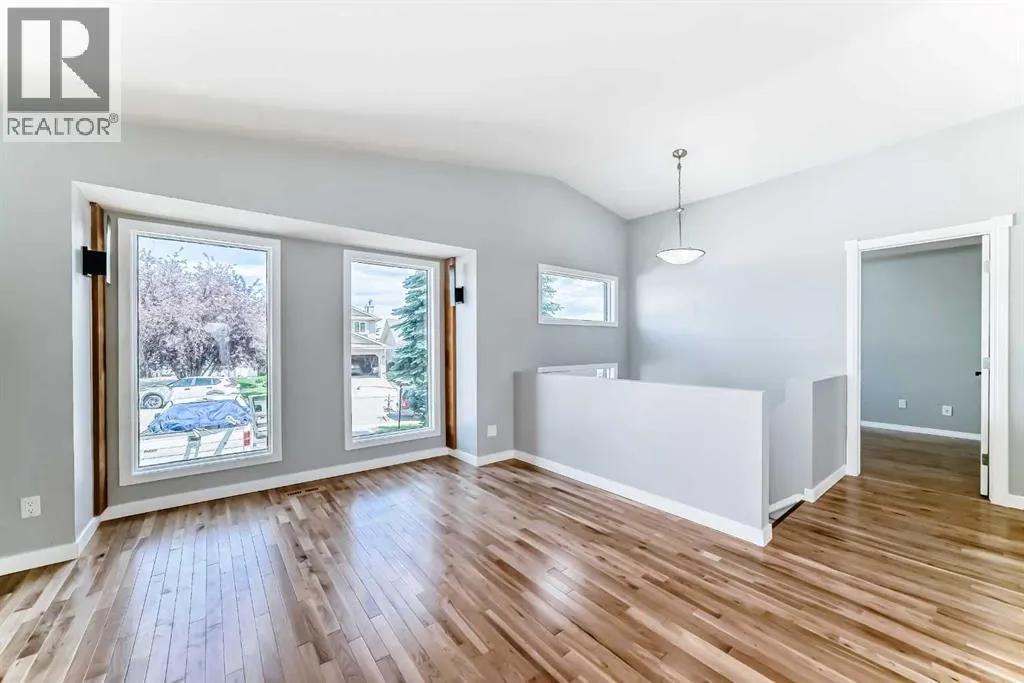 77 Shawfield Way SW