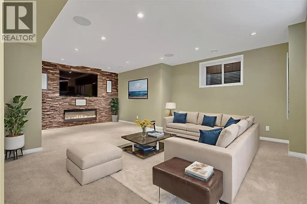 12666 Coventry Hills Way NE