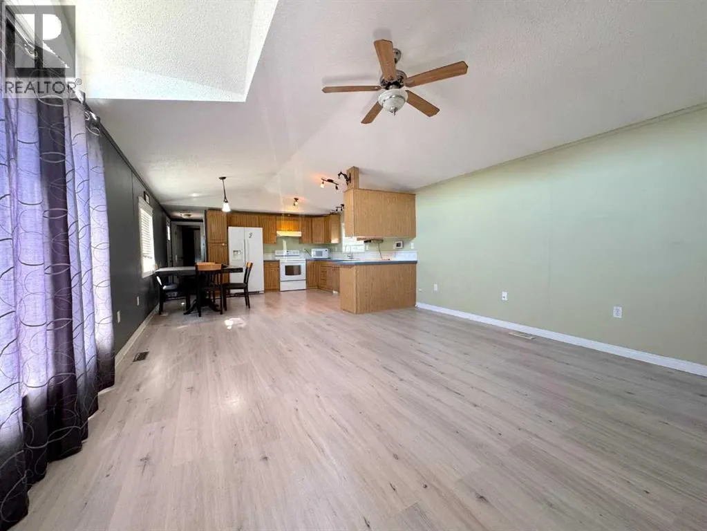 215 Grant Way