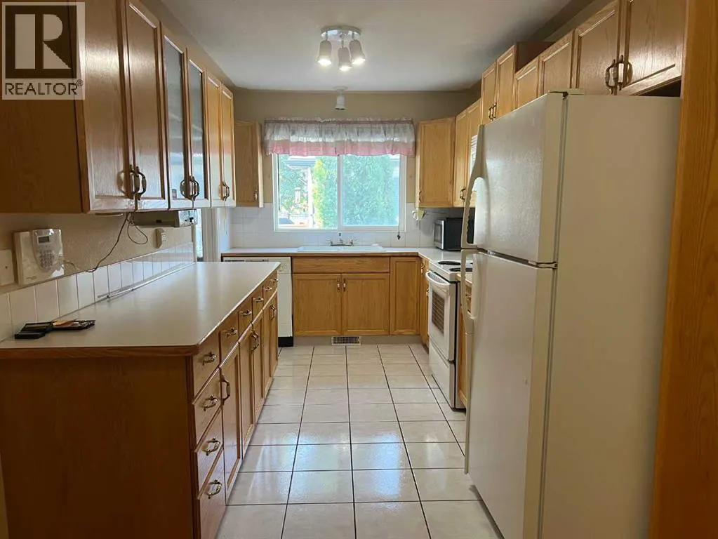 47 Squamish Boulevard W