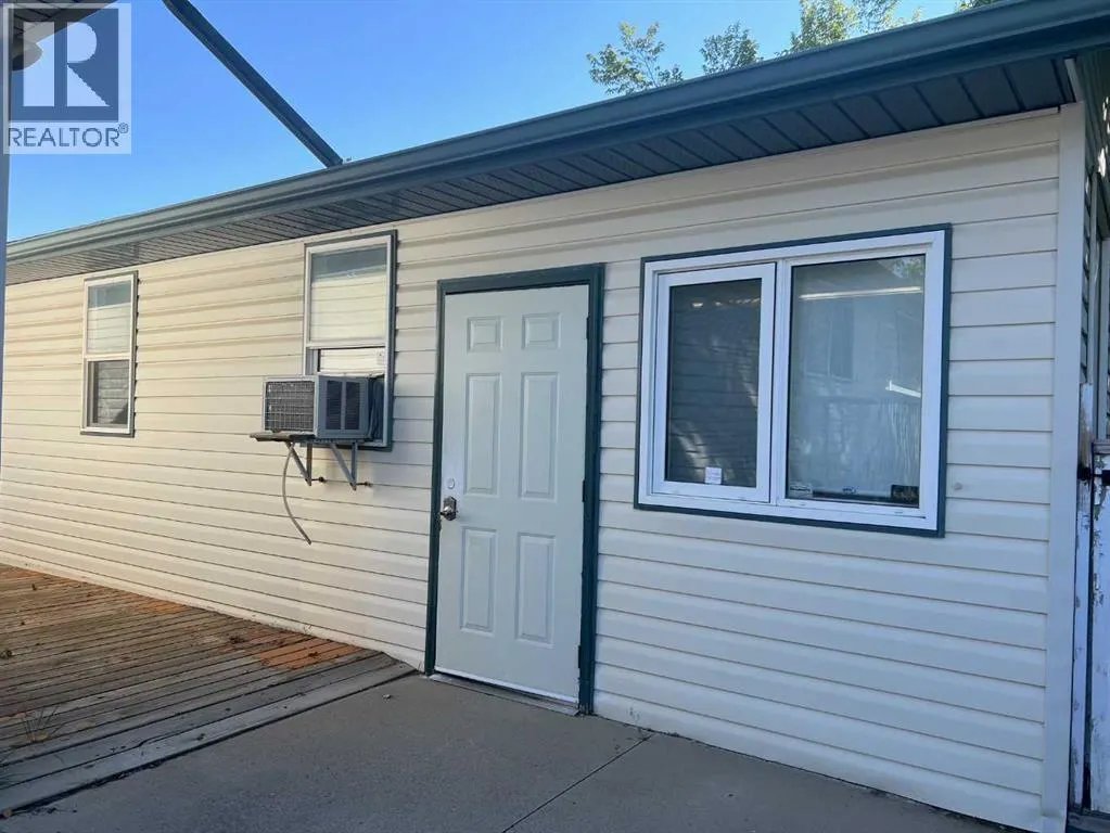 47 Squamish Boulevard W