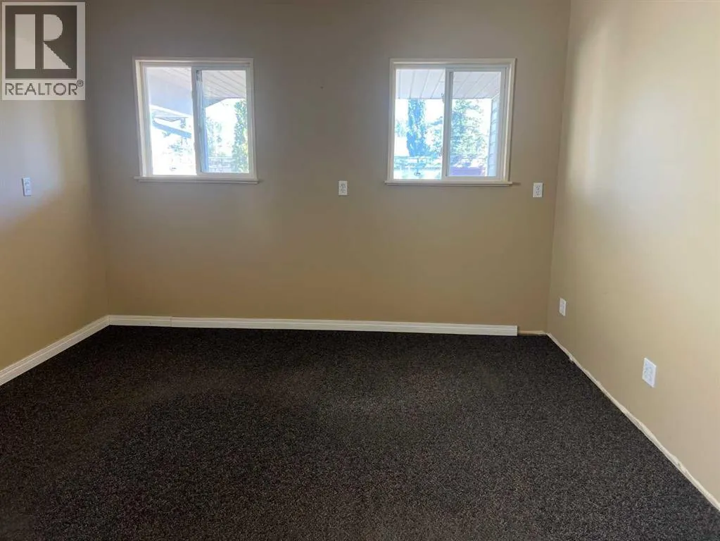 47 Squamish Boulevard W