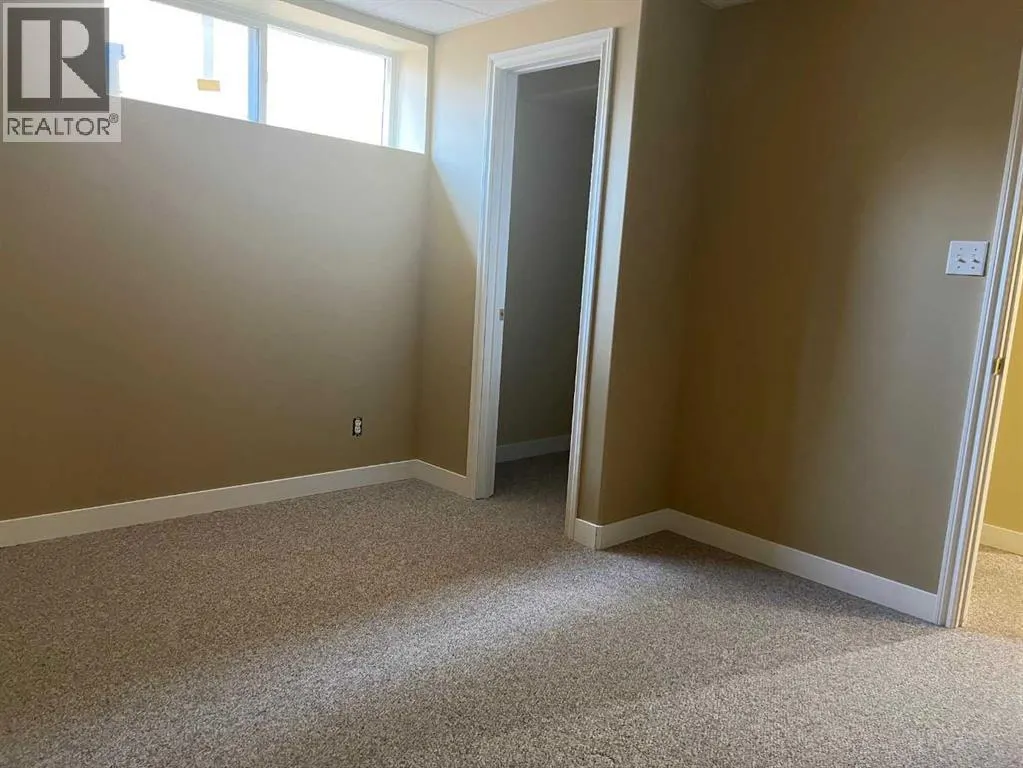 47 Squamish Boulevard W