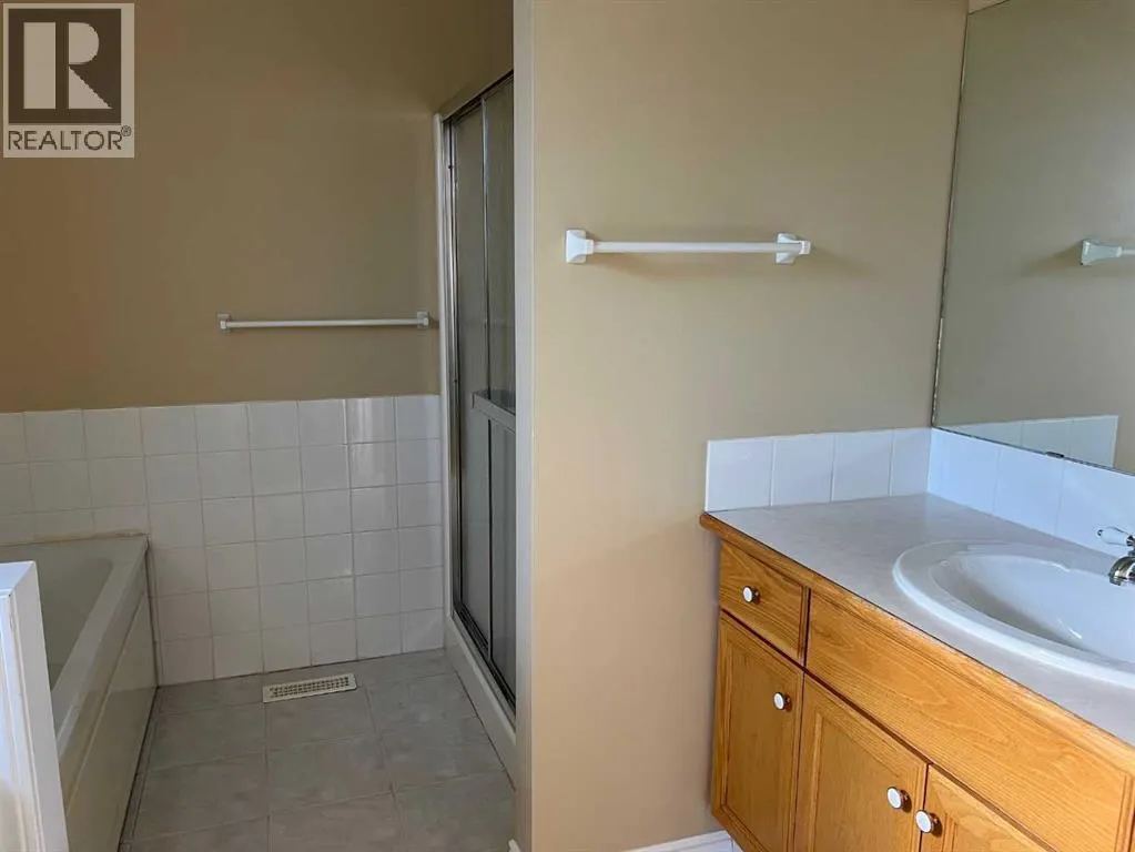 47 Squamish Boulevard W