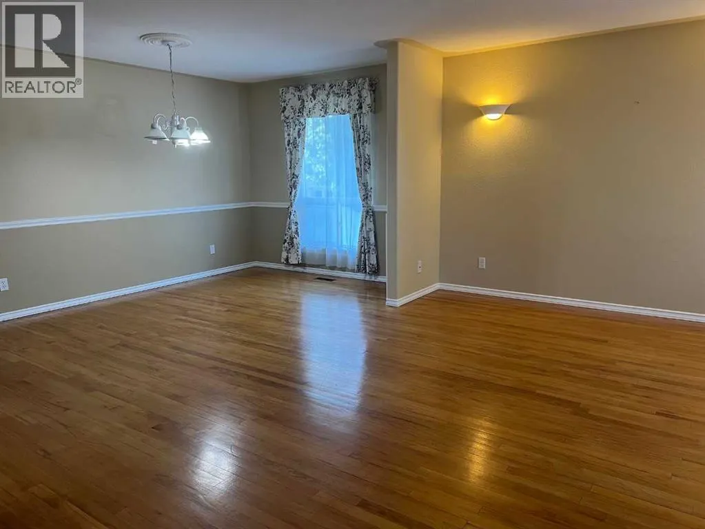 47 Squamish Boulevard W