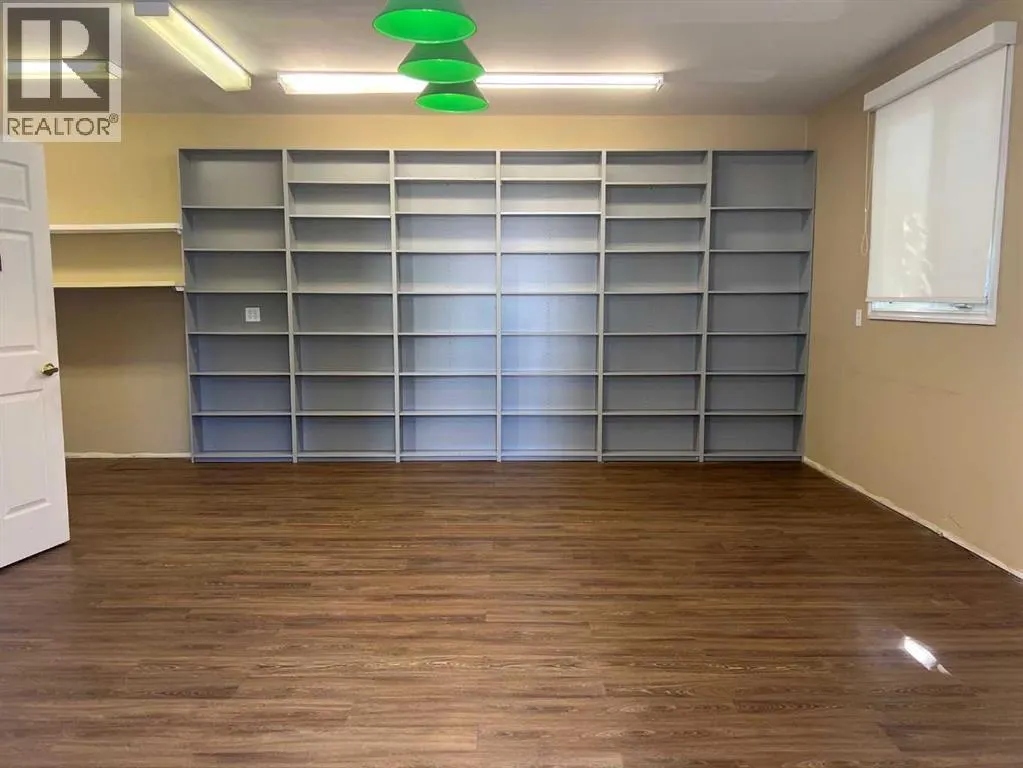 47 Squamish Boulevard W