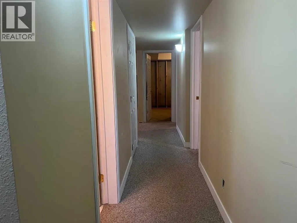 47 Squamish Boulevard W