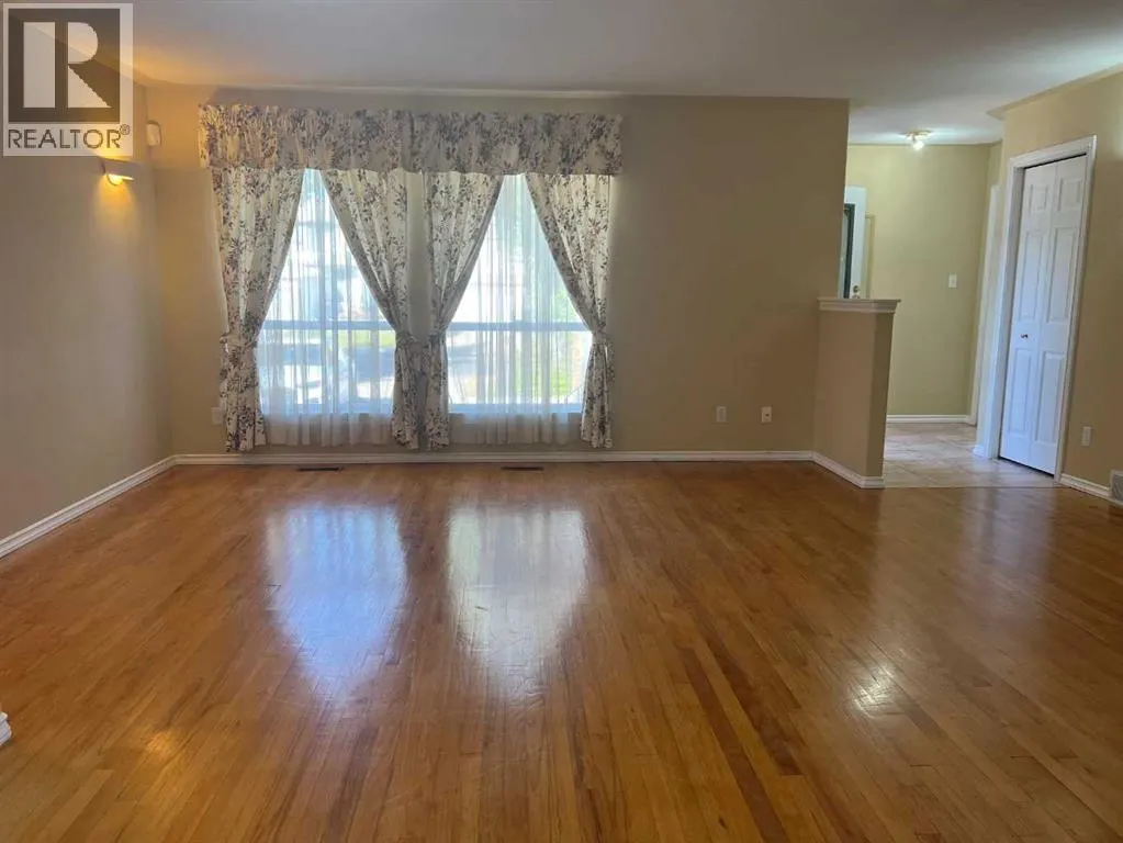 47 Squamish Boulevard W