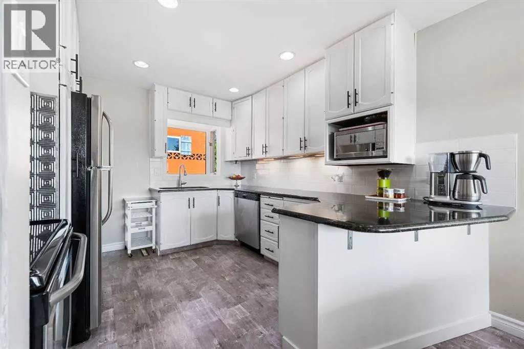 18 Cornell Place NW