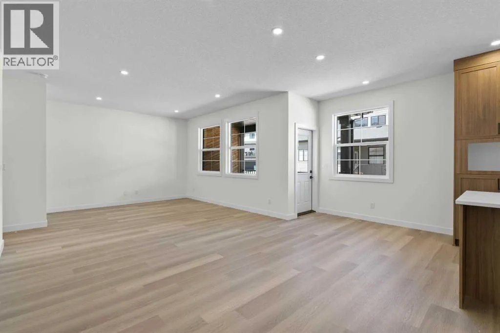 1004, 201 Cooperswood Green SW