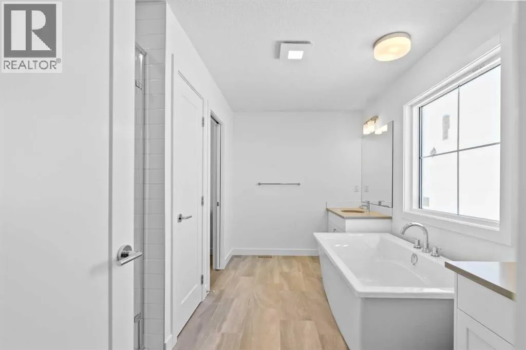 1003, 201 Cooperswood Green SW