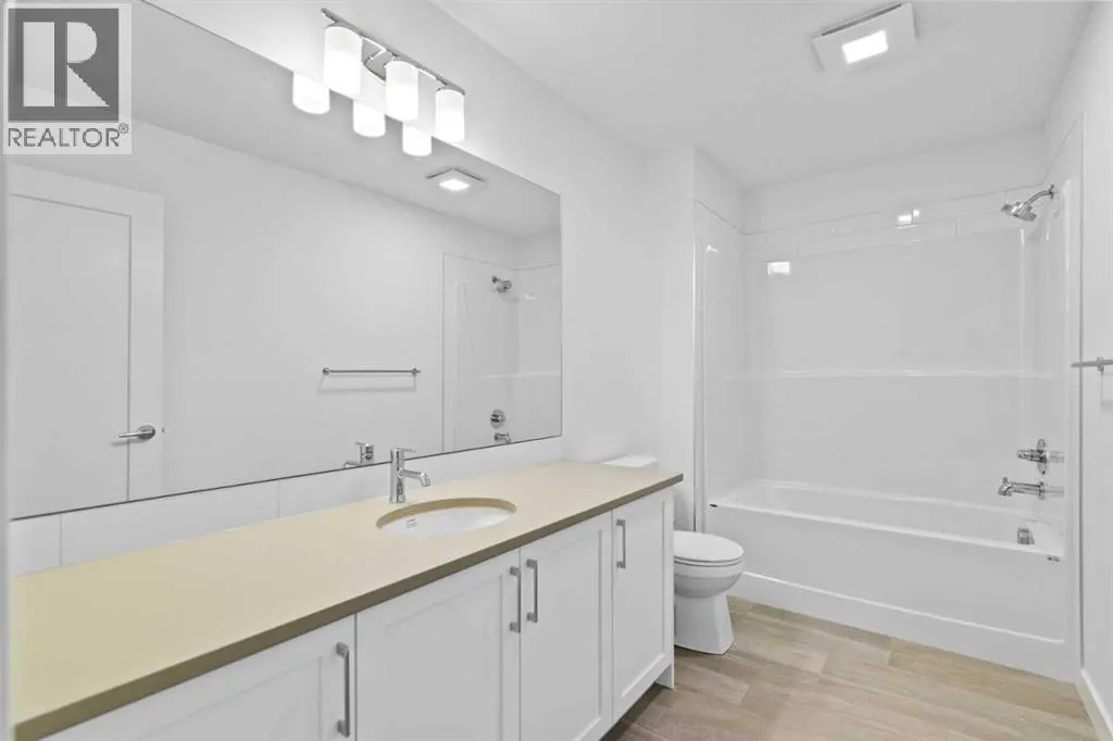 1003, 201 Cooperswood Green SW