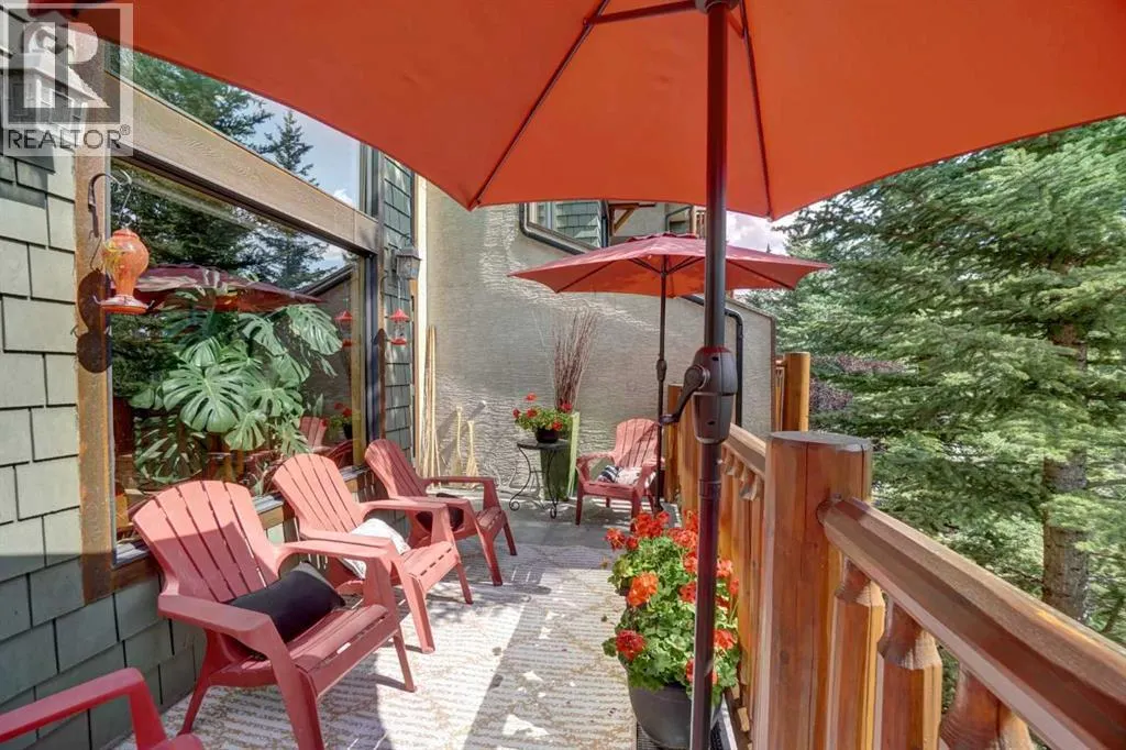 27, 137 Wapiti Close NE